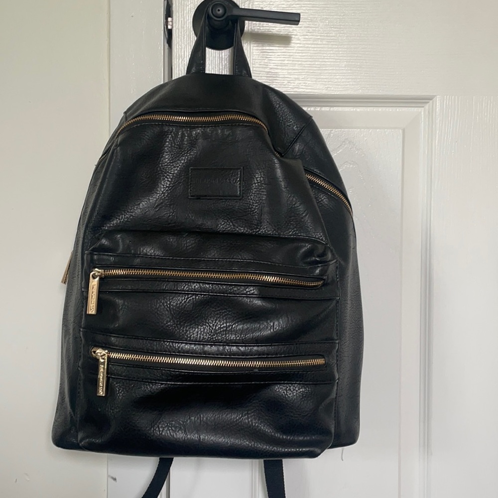 Honest Leather Diaper Backpack - Black - Gold zip